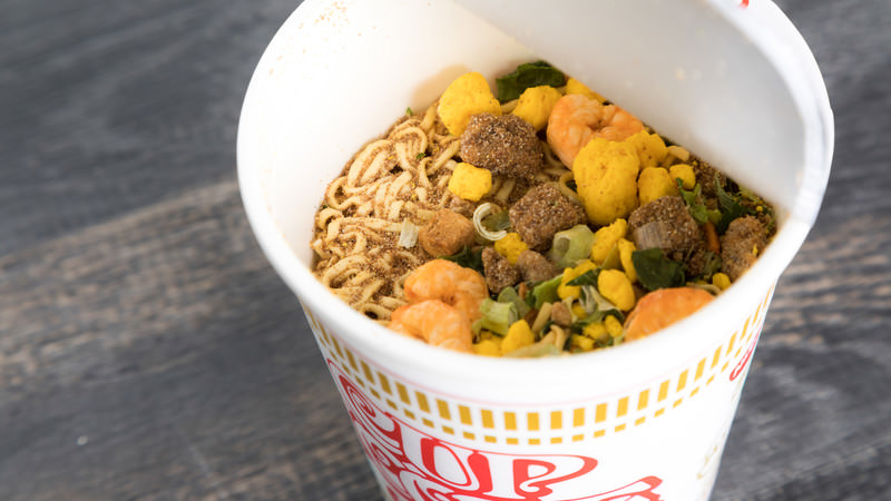 カップラーメンをランダムに検索する