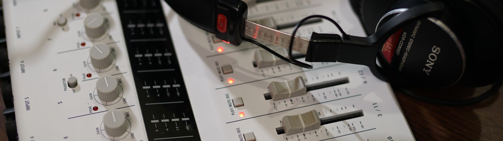 Random J-POP artist search